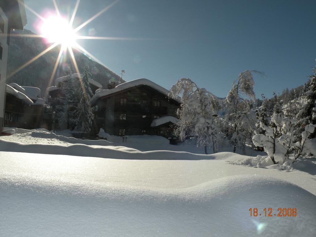 Hotel Bellevue Champoluc Exterior foto